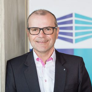 klaus-300x300 klaus-300x300